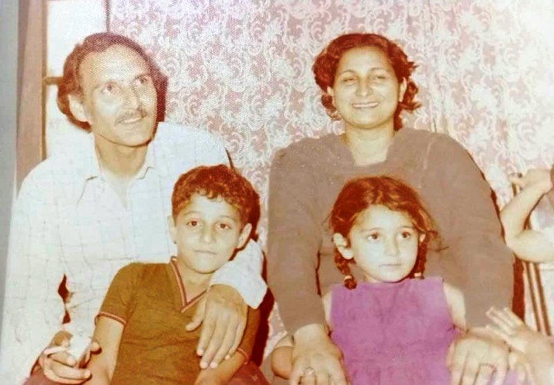 Childhood picture of Ali Azmat with his parents and sister