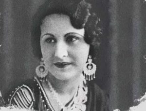 Vikram Gokhale's great-grandmother, Durgabai Kamat