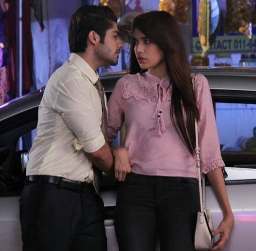 Coral Bhamra (right) in a still from the Hindi TV show Kundali Bhagya
