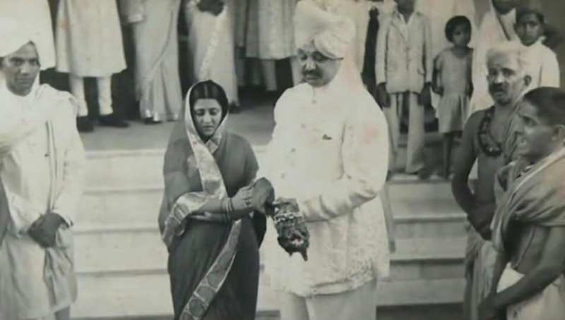 Digvijay Sinhji with his wife