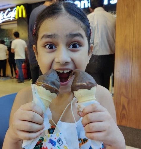 Lavishka Gupta eating ice cream
