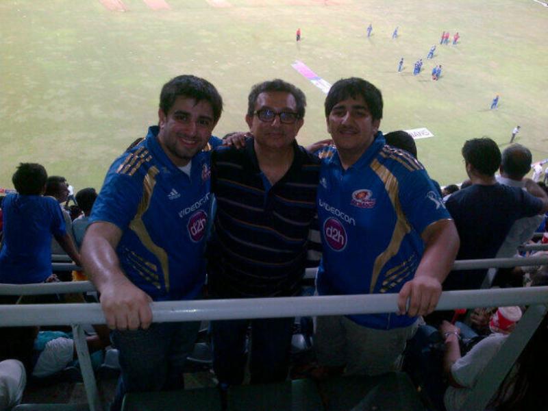 Rohan Thakkar with his father and brother