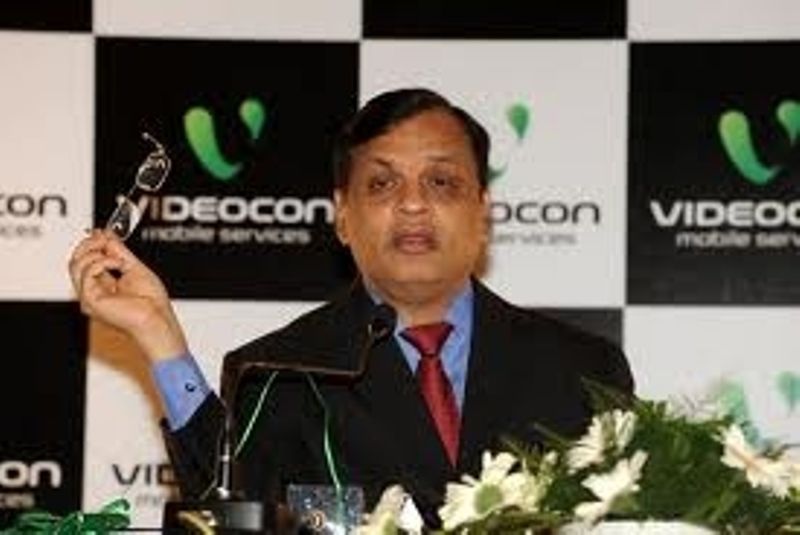 Venugopal Dhoot giving a speech as the chairperson of Videocon Group