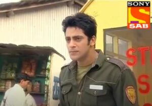 Vikas Manaktala as Amardeep Huda in a still from his debut TV show Left Right Left (2006) on SAB TV