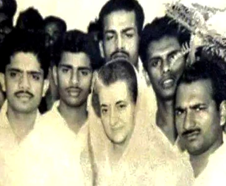 An old image featuring Congress leaders A K Antony and Indira Gandhi