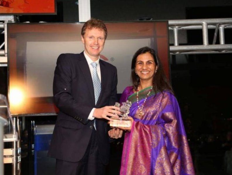 Chanda Kochhar receiving Asia Game Changer Award at the UN headquarters in New York, the USA in 2015
