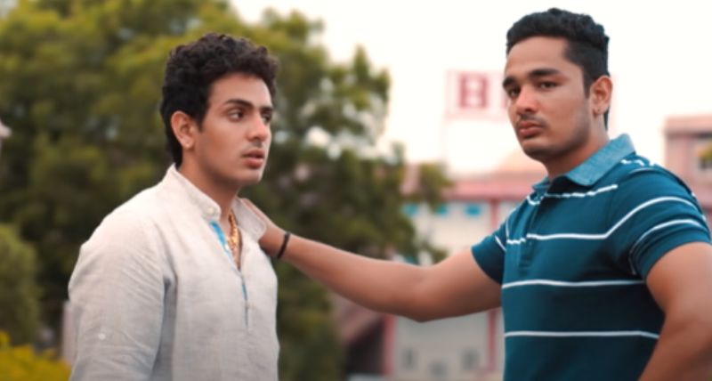 Diler Kharkiya (left) in a still from the music video Lilo Chaman (2018)