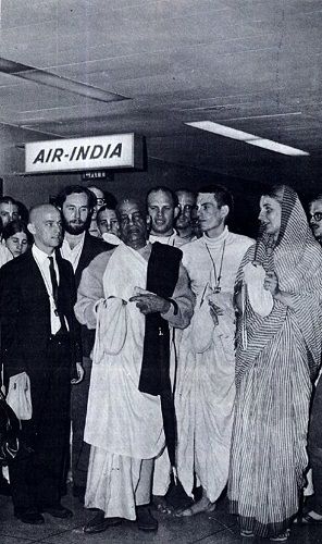 Kirtanananda, Bhaktivedanta Swami, and other disciples at New York International Airport on 22 July 1967