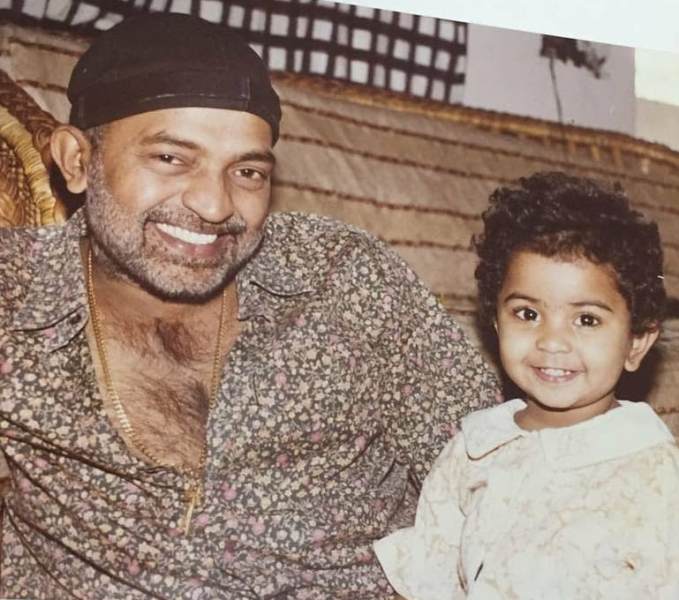 Shivathmika Rajashekar's childhood picture with her father, Rajasekhar Varadharajan