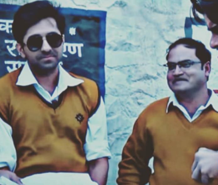 Shrikant Verma (right) as Shakha Babu in a still from the film Dum Laga Ke Haisha (2015)