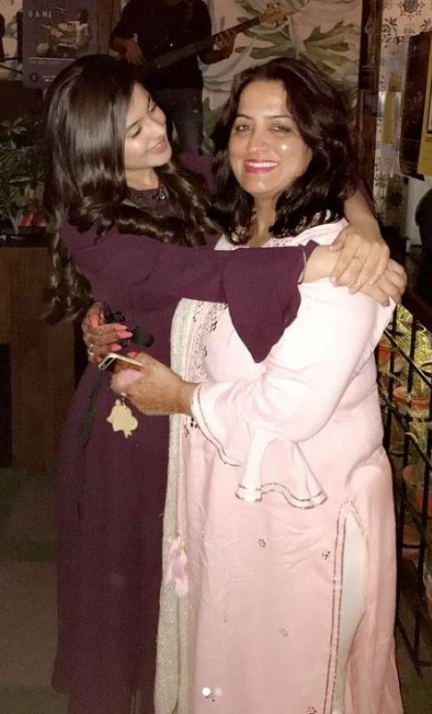 Vanita Sharma and her daughter, Tunisha Sharma
