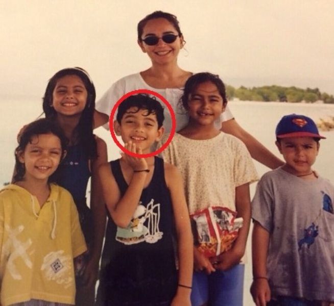 A childhood image of Zeyn Shaw with his family; picture from his holiday to Maldives