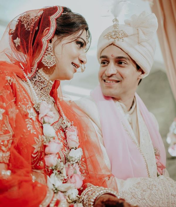 A wedding day image of Aditi Gautam and Mickhaill Palkhivala