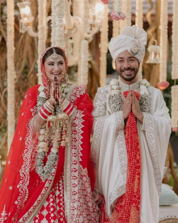 Abhishek Pathak and Shivaleeka Oberoi's wedding photo