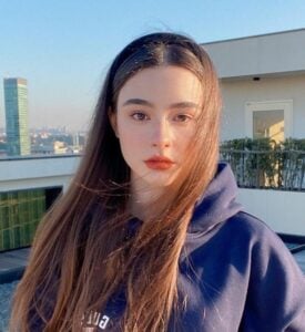 Dasha Taran Age, Boyfriend, Family, Biography & More » StarsUnfolded