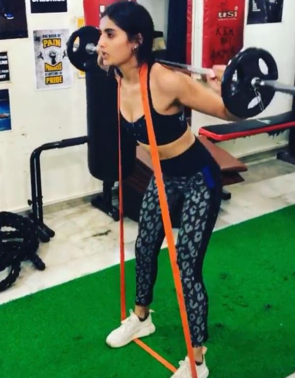 Divyansha Kaushik while working out at the gym