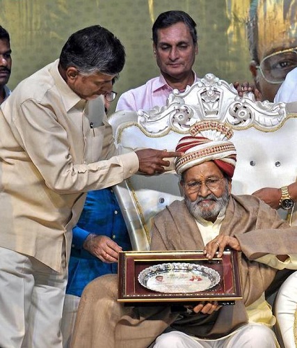 K. Viswanath being felicitated by N. Chandrababu Naidu