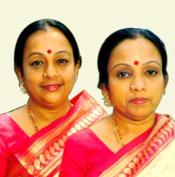 Lalitha Chandran (left) with her sister C. Saroja