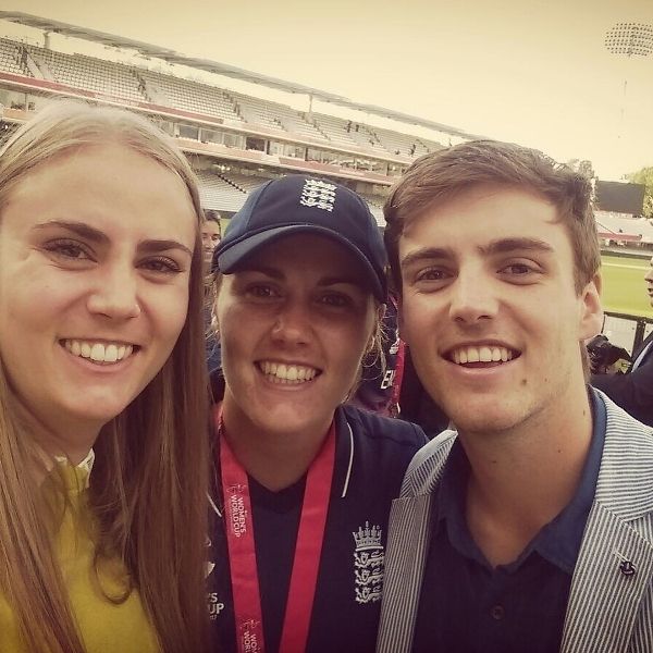 Nat Sciver-Brunt with her siblings