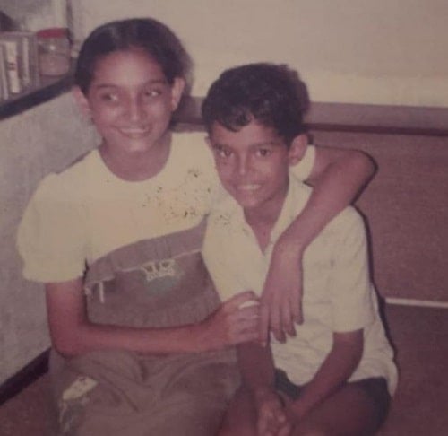 Rajeshwari Sachdev's childhood picture with her brother