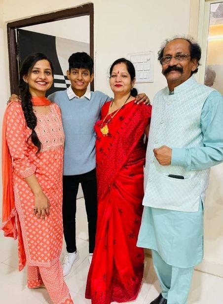 Soumya Tiwari with her family