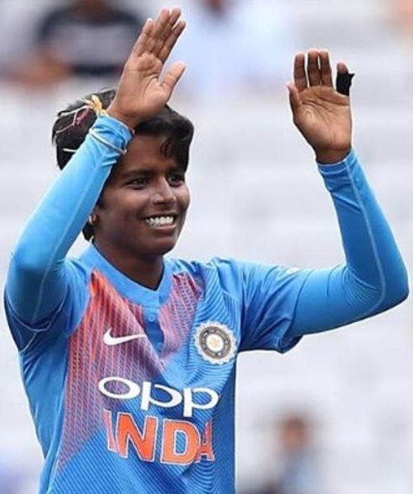 Arundhati Reddy playing for India Women's team