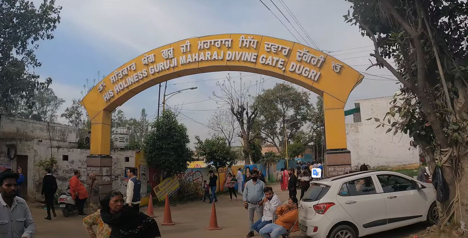 Guru Ji Chattarpur Wale Age Wife Family Biography More StarsUnfolded