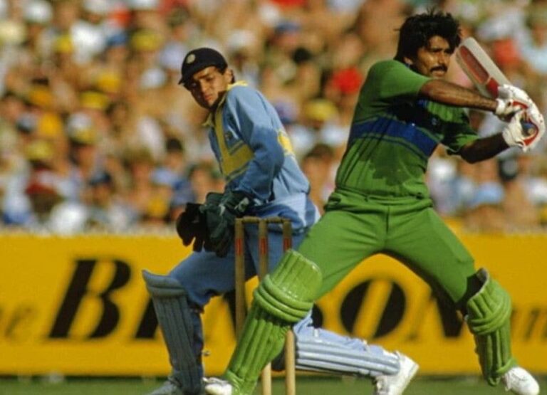 Javed Miandad Height, Age, Wife, Children, Biography & More » StarsUnfolded