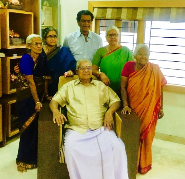 Kota Srinivasa Rao's photo with his siblings
