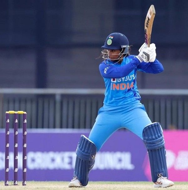 Sabbhineni Meghana playing for India