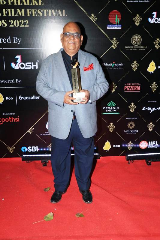 Satish Kaushik with the Dadasaheb Phalke Award