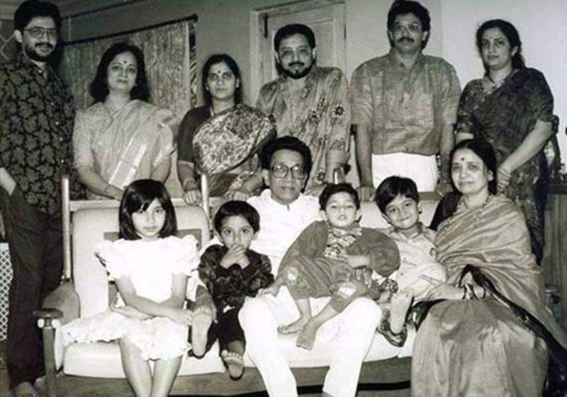 A family photo of Nihar Thackeray