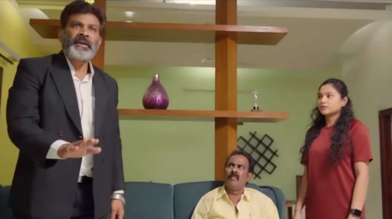 Allu Ramesh in a still from the 2018 Telugu web series 'Maa Vidakulu'