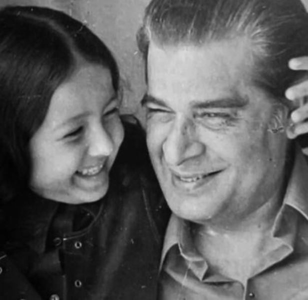 An old picture of Zeba Bakhtiar and her father in the 70s