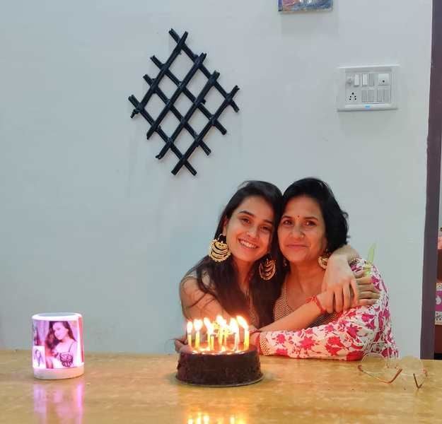 Anushka Kaushik with her mother