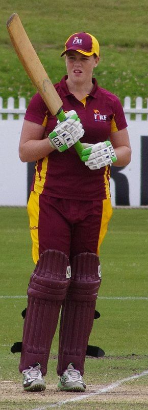 Grace Harris playing for the Queensland Women