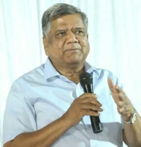 Jagadish Shettar Age, Caste, Wife, Children, Family, Biography ...