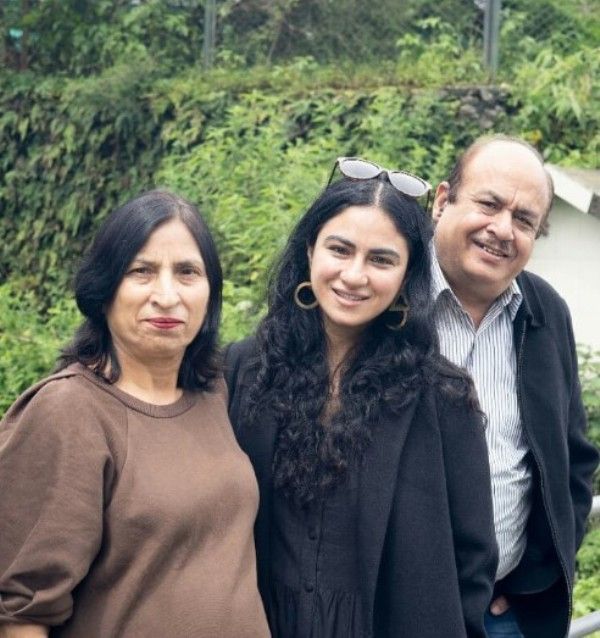 Priya Malik with her parents, Muktesh Handa and Shubhra Handa