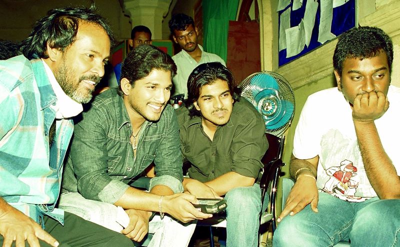 A photo of V. V. Vinayak, Ram Charan, Allu Arjun, and Chota K Naidu on the sets of Bunny film (right to left)