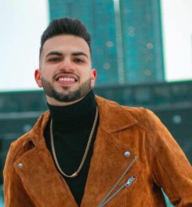 Gur Sidhu Height, Age, Girlfriend, Family, Biography & More » StarsUnfolded