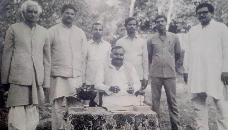 Hari Shankar Tiwari at his courtyard where he used to solve people's grievances