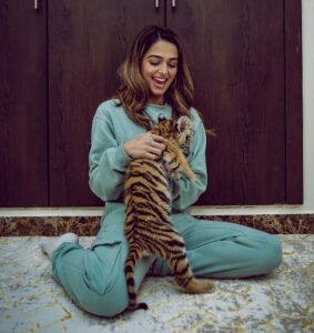 Jumana Khan Wiki, Height, Age, Husband, Family, Biography & More ...