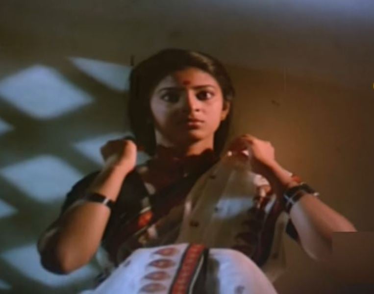 Kasthuri Shankar (as Kasthuri) in a still from the film 'Aatha Un Koyilile' (1991)