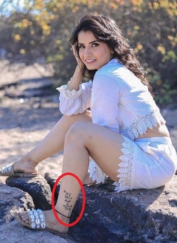 Priya Ahuja's tattoo on leg