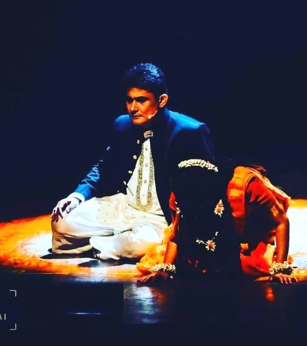 Sanjeev Tyagi (as Chunnilal) in the theatrical rendition of ‘Devdas’ (2018)
