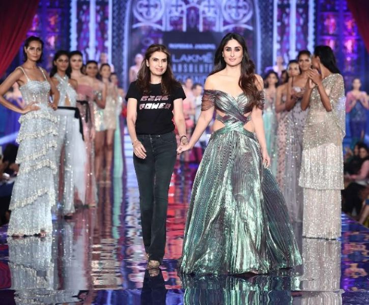 Show stopper Kareena Kapoor showcasing Monisha Jaising's design during Lakme Fashion Week 2018