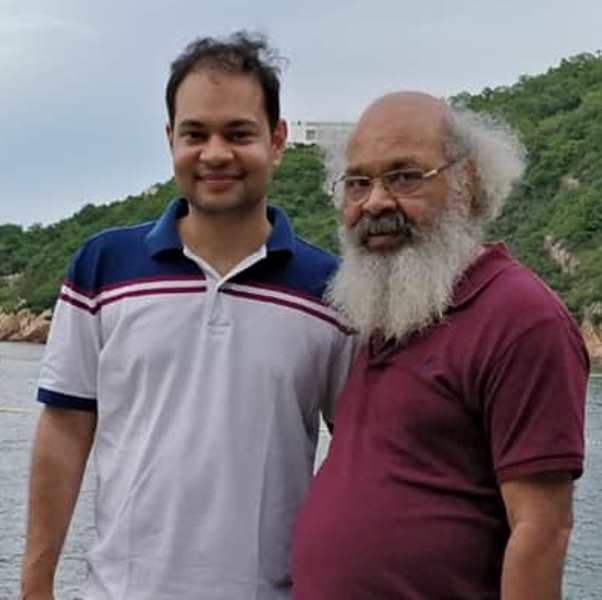 Surya Mohan Kulshreshtha with his son, Tuhin Kulshreshtha