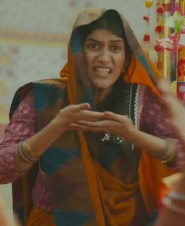 Deeksha Joshi (as Preeti) in the film 'Jayeshbhai Jordaar' (2022)