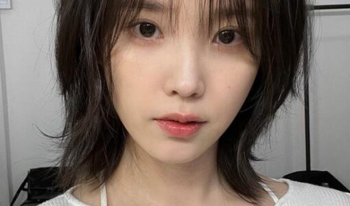IU