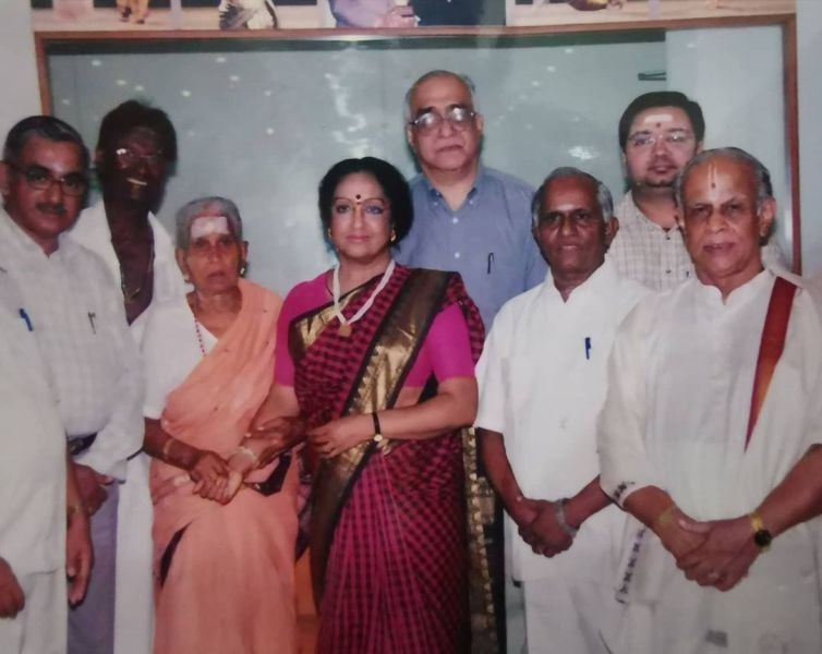 Padma Subrahmanyam (centre, in maroon saree) at an award ceremony